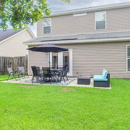 Spacious Pooler Home With Family-Friendly Perks Savannah Luaran gambar