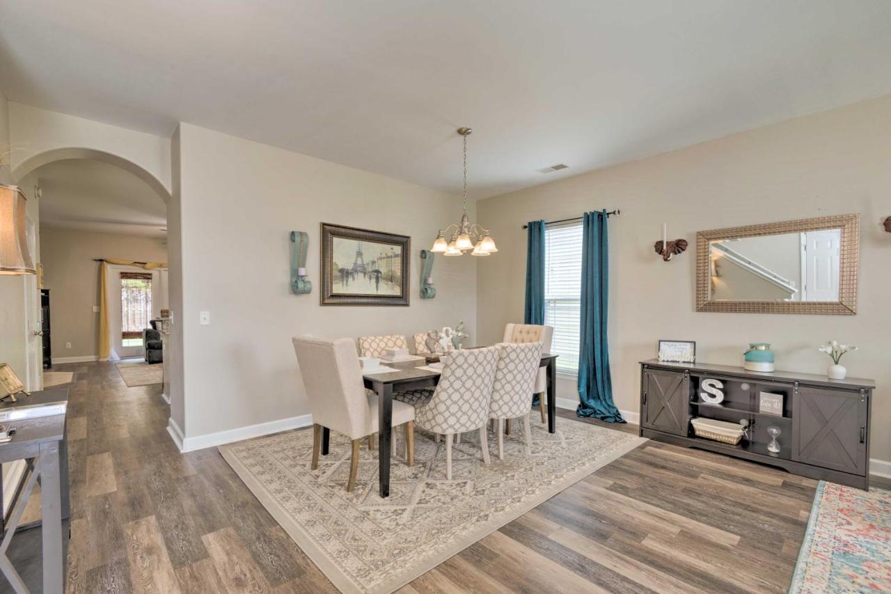 Spacious Pooler Home With Family-Friendly Perks Savannah Luaran gambar