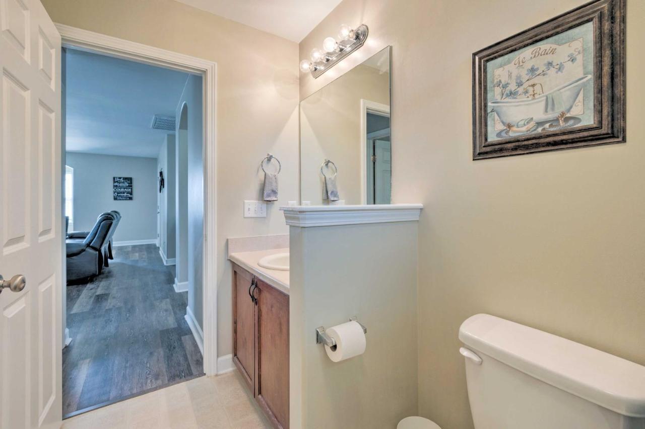 Spacious Pooler Home With Family-Friendly Perks Savannah Luaran gambar