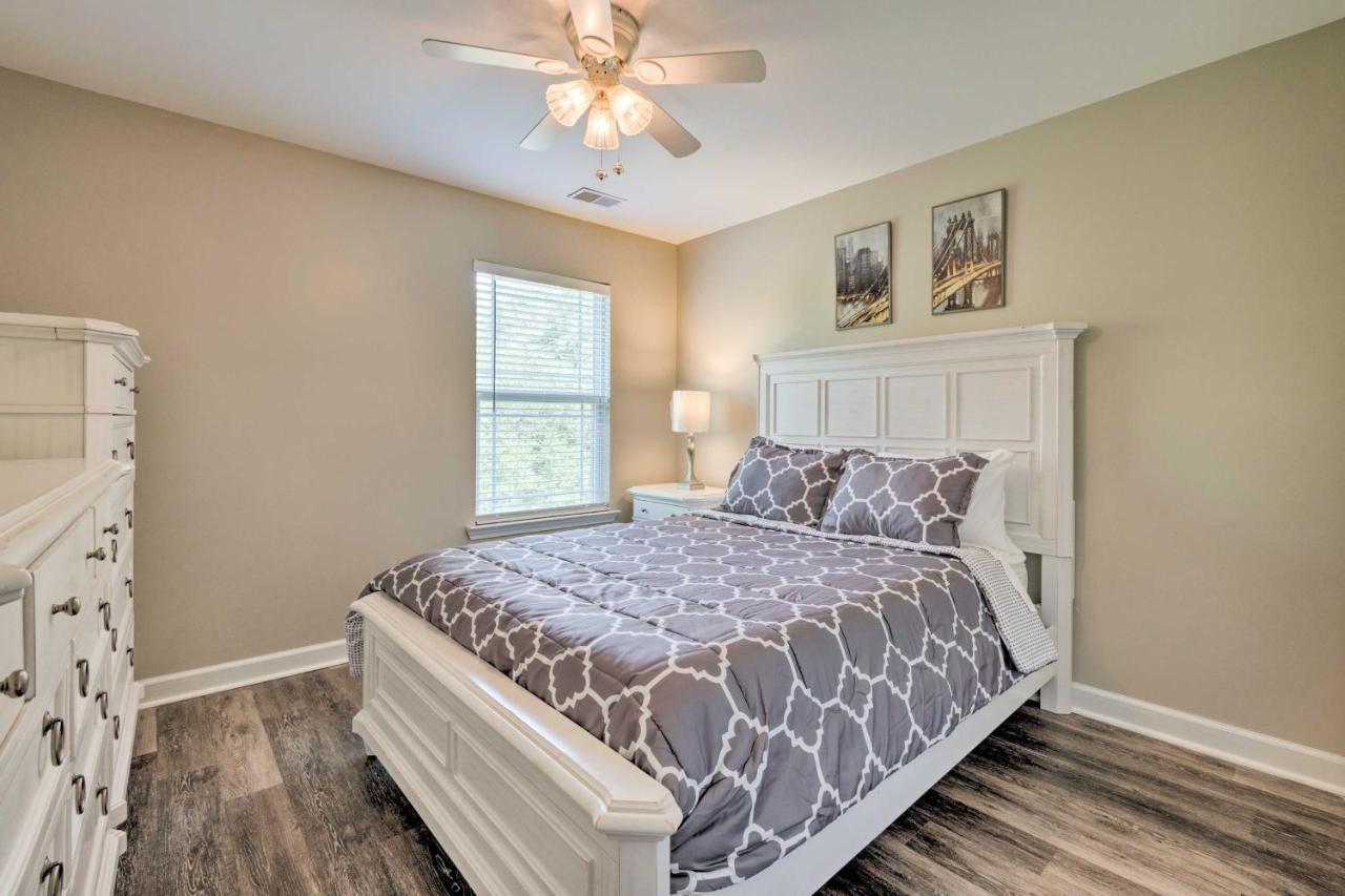 Spacious Pooler Home With Family-Friendly Perks Savannah Luaran gambar