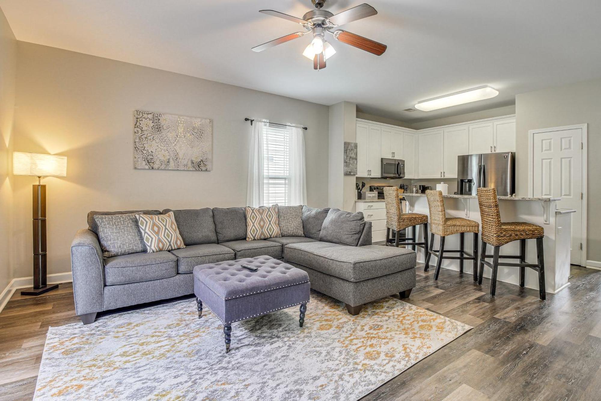 Spacious Pooler Home With Family-Friendly Perks Savannah Luaran gambar